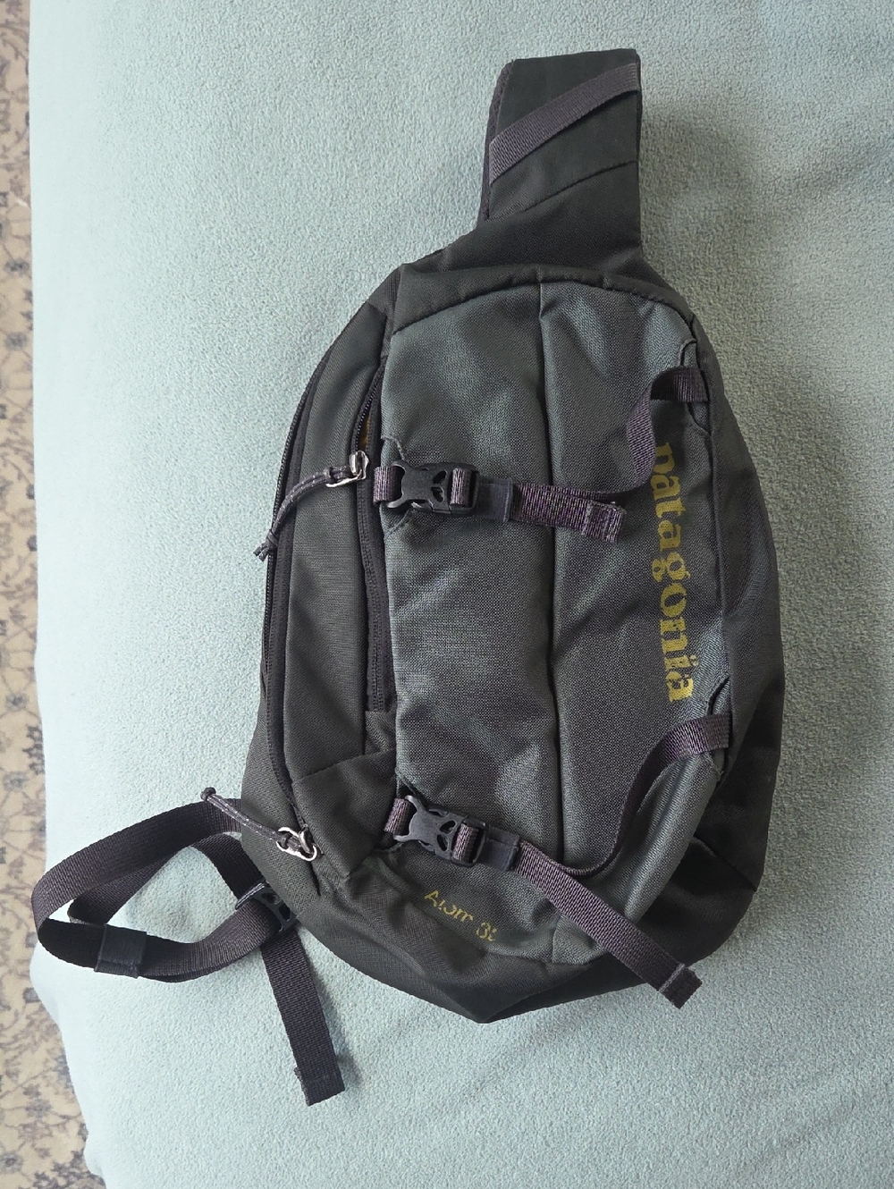 Patagonia Grey Atom 8L Sling Pack with Lime Logo